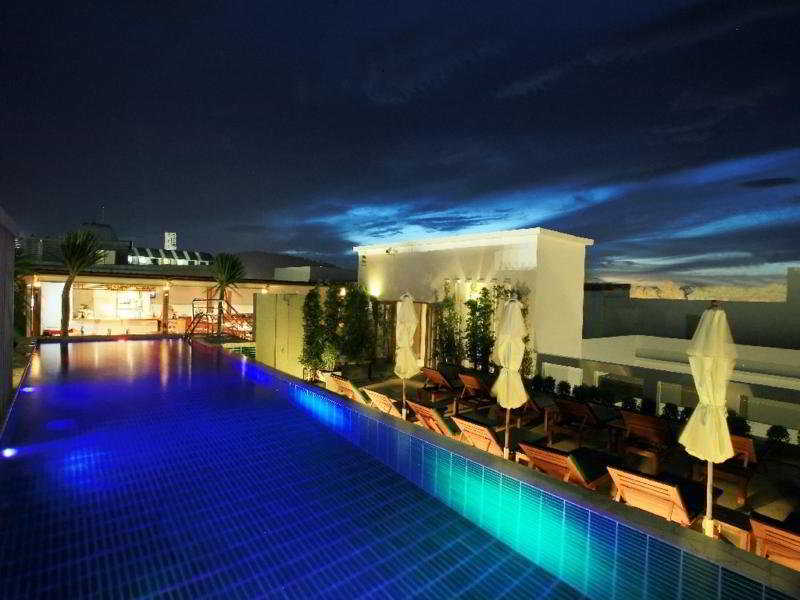 Hotel The Sea Patong Phuket Exterior foto